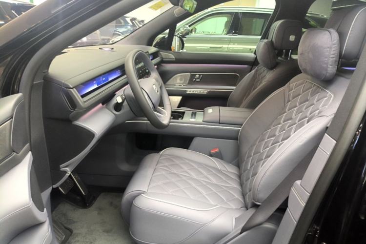 Used Nio ES8 2026 Model 6-seat Executive Luxury Edition Left Front Seat