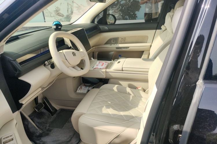 Used Nio ES8 2026 Model 6-seat Executive Signature Edition Left Front Seat