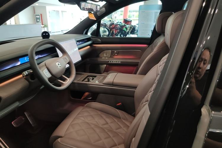 Used Nio ES8 2026 Model 6-seat Executive Luxury Edition Left Front Seat