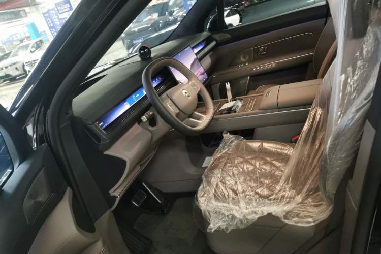 Used Nio ES8 2026 Model 6-seat Executive Luxury Edition Left Front Seat