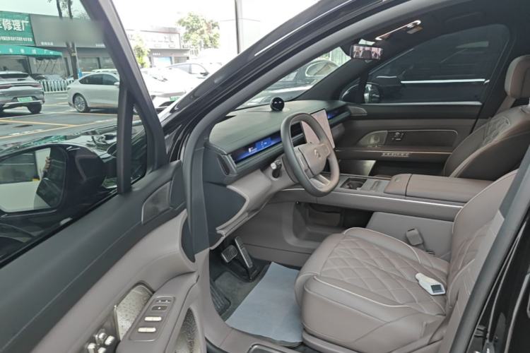 Used Nio ES8 2026 Model 6-seat Executive Signature Edition Left Front Seat