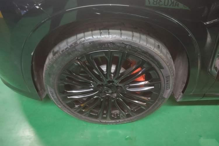 Used Nio ES8 2026 Model 6-seat Executive Signature Edition Left Front Wheel Hub