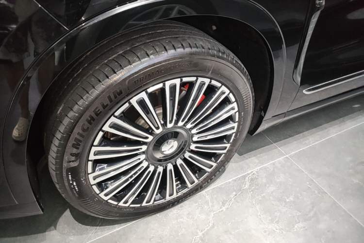 Used Nio ES8 2026 Model 7-seat Executive Luxury Edition Left Front Wheel Hub
