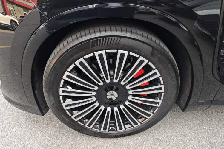Used Nio ES8 2026 Model 7-seat Executive Luxury Edition Left Front Wheel Hub