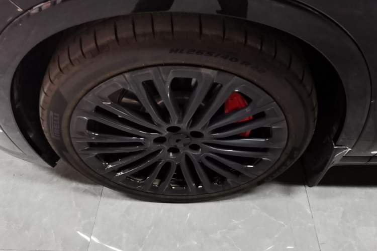 Used Nio ES8 2026 Model 6-seat Executive Signature Edition Left Front Wheel Hub