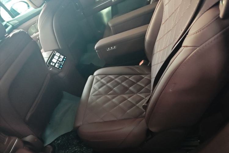 Used Nio ES8 2026 Model 6-seat Executive Signature Edition Left Rear Seat