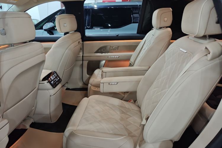 Used Nio ES8 2026 Model 6-seat Executive Signature Edition Left Rear Seat
