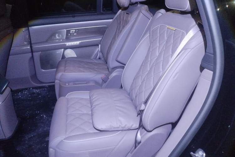 Used Nio ES8 2026 Model 6-seat Executive Signature Edition Left Rear Seat
