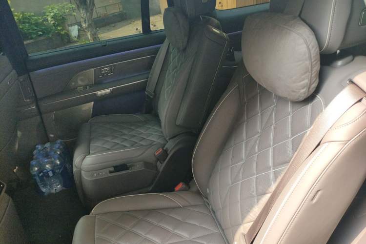 Used Nio ES8 2026 Model 6-seat Executive Luxury Edition Left Rear Seat