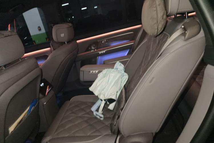 Used Nio ES8 2026 Model 6-seat Executive Luxury Edition Left Rear Seat