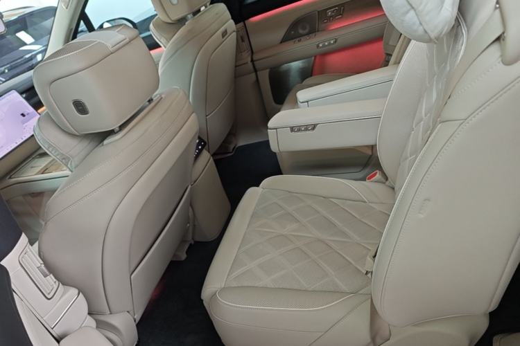 Used Nio ES8 2026 Model 6-seat Executive Luxury Edition Left Rear Seat