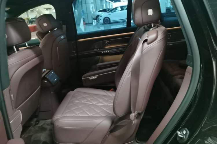 Used Nio ES8 2026 Model 6-seat Executive Signature Edition Left Rear Seat