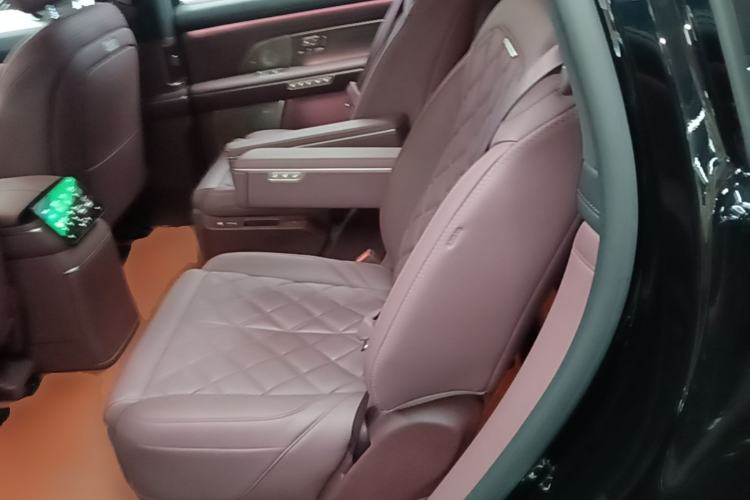 Used Nio ES8 2026 Model 6-seat Executive Signature Edition Left Rear Seat