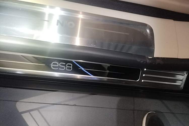 Used Nio ES8 2026 Model 6-seat Executive Luxury Edition Left Side Sill