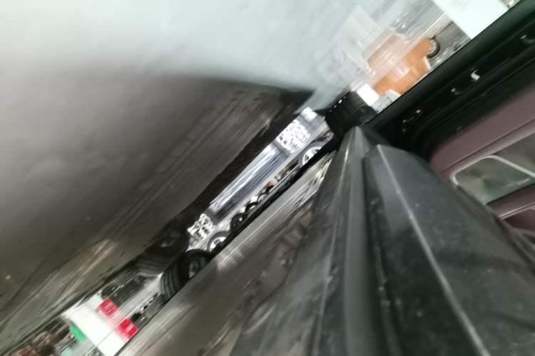 Used Nio ES8 2026 Model 6-seat Executive Signature Edition Left Side Sill