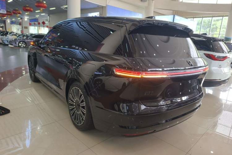 Used Nio ES8 2026 Model 6-seat Executive Luxury Edition Rear Left 45 Deg