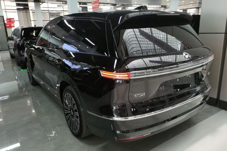 Used Nio ES8 2026 Model 6-seat Executive Luxury Edition Rear Left 45 Deg
