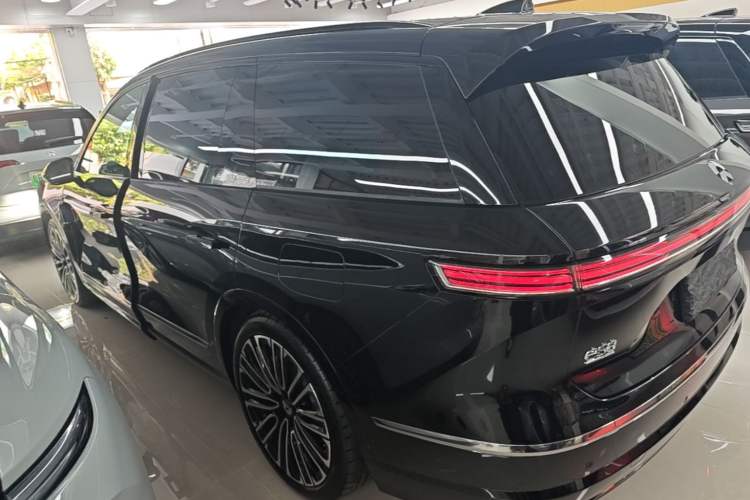 Used Nio ES8 2026 Model 6-seat Executive Signature Edition Rear Left 45 Deg