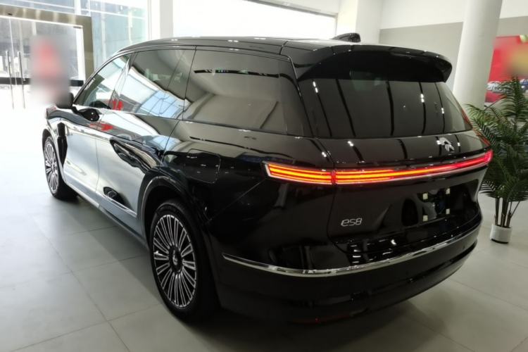 Used Nio ES8 2026 Model 6-seat Executive Luxury Edition Rear Left 45 Deg