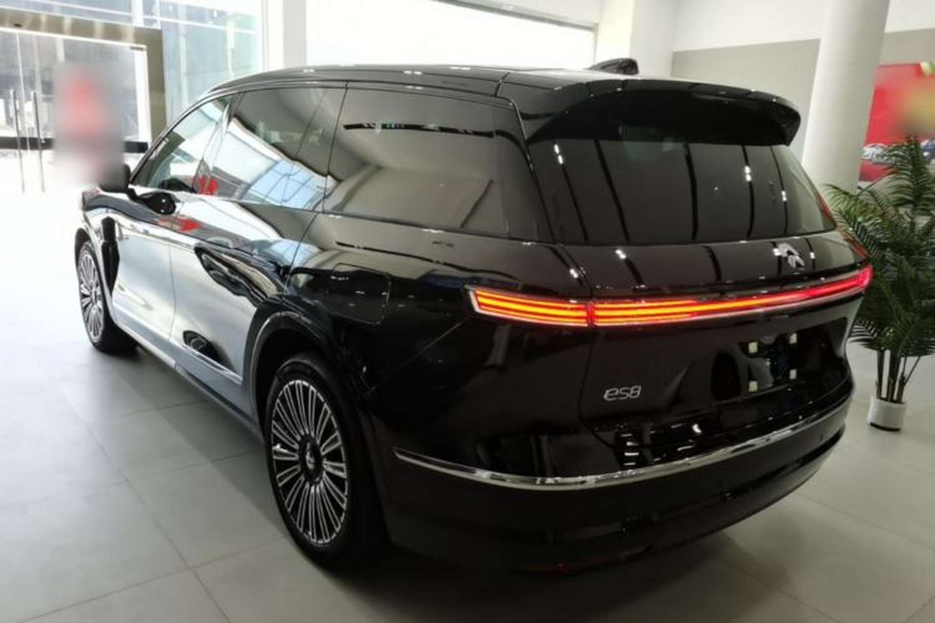 Used Nio ES8 2026 Model 6-seat Executive Luxury Edition Rear Left 45 Deg