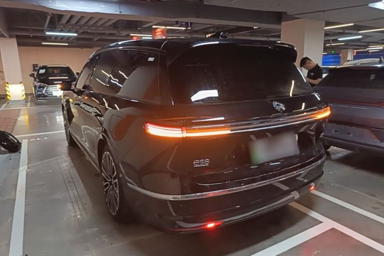 Used Nio ES8 2026 Model 6-seat Executive Signature Edition Rear Left 45 Deg