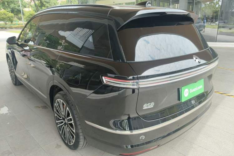 Used Nio ES8 2026 Model 6-seat Executive Signature Edition Rear Left 45 Deg