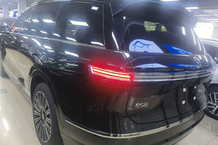 Used Nio ES8 2026 Model 6-seat Executive Luxury Edition Rear Left 45 Deg