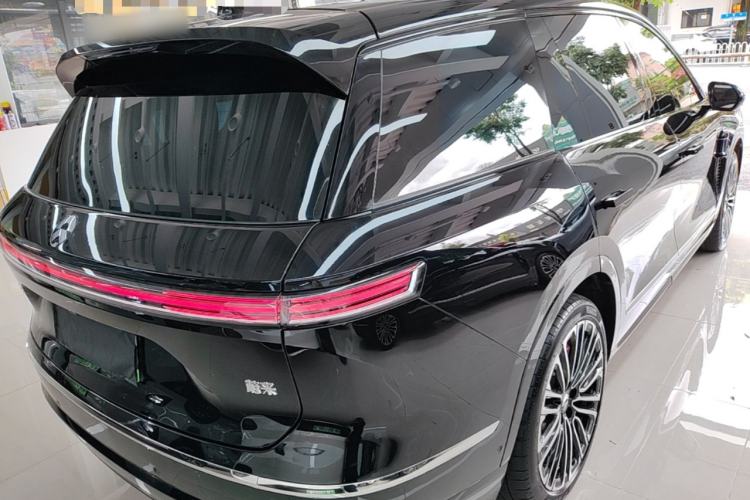 Used Nio ES8 2026 Model 6-seat Executive Signature Edition Rear Right 45 Deg