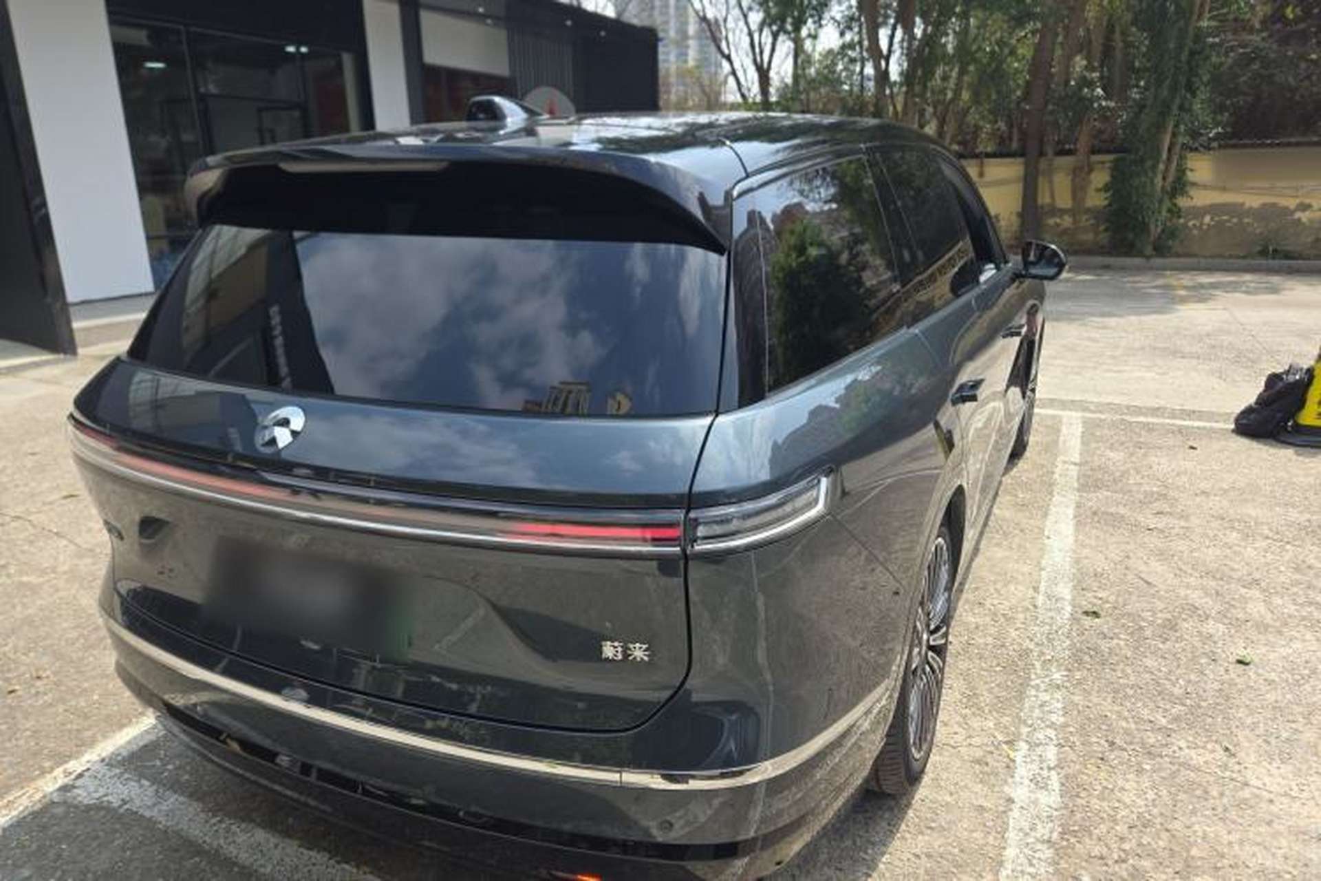 Used Nio ES8 2026 Model 6-seat Executive Luxury Edition Rear Right 45 Deg
