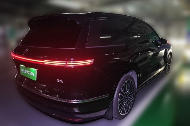 Used Nio ES8 2026 Model 6-seat Executive Signature Edition Rear Right 45 Deg