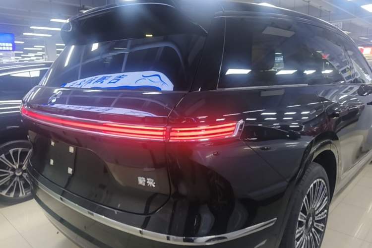 Used Nio ES8 2026 Model 6-seat Executive Luxury Edition Rear Right 45 Deg