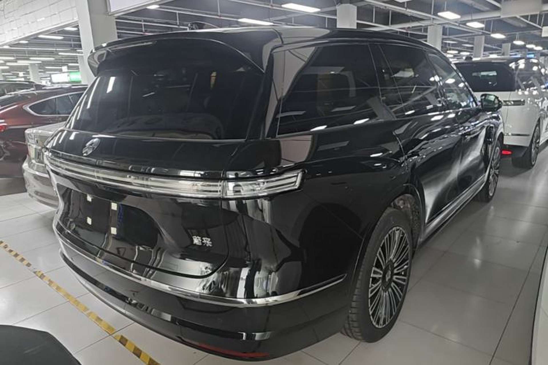 Used Nio ES8 2026 Model 6-seat Executive Luxury Edition Rear Right 45 Deg