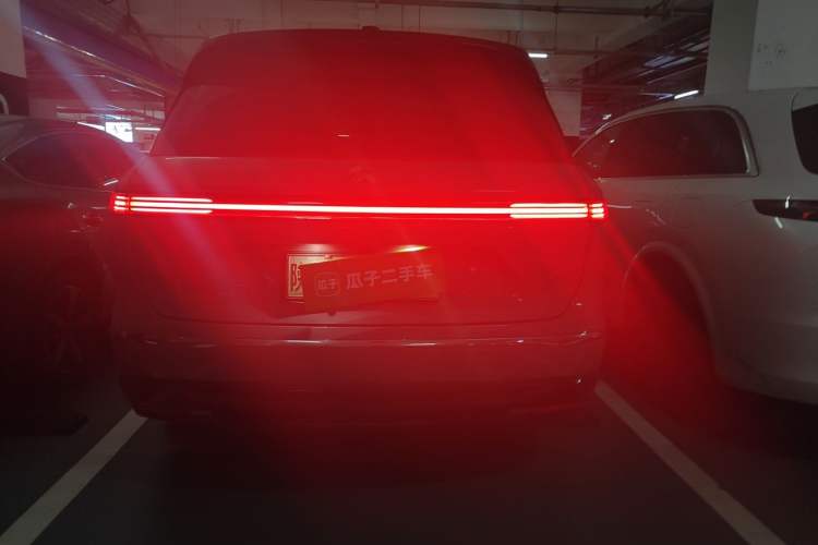 Used Nio ES8 2026 Model 6-seat Executive Signature Edition Rear