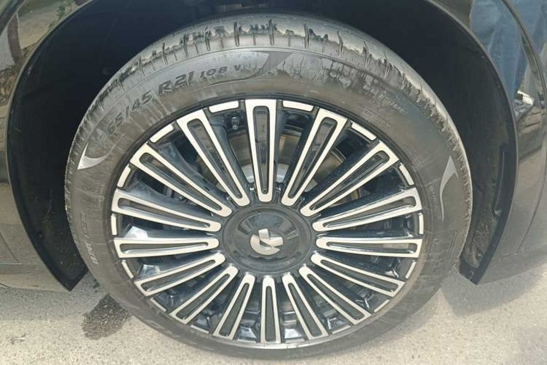 Used Nio ES8 2026 Model 6-seat Executive Luxury Edition Right Front Wheel Hub