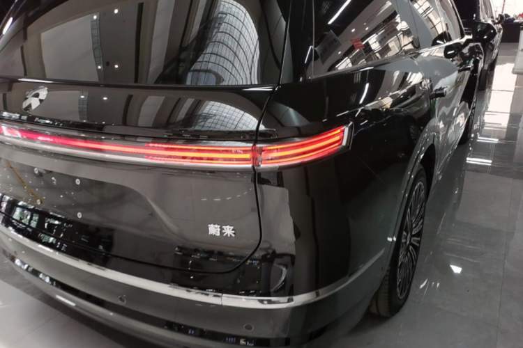 Used Nio ES8 2026 Model 6-seat Executive Luxury Edition Right Rear Taillight