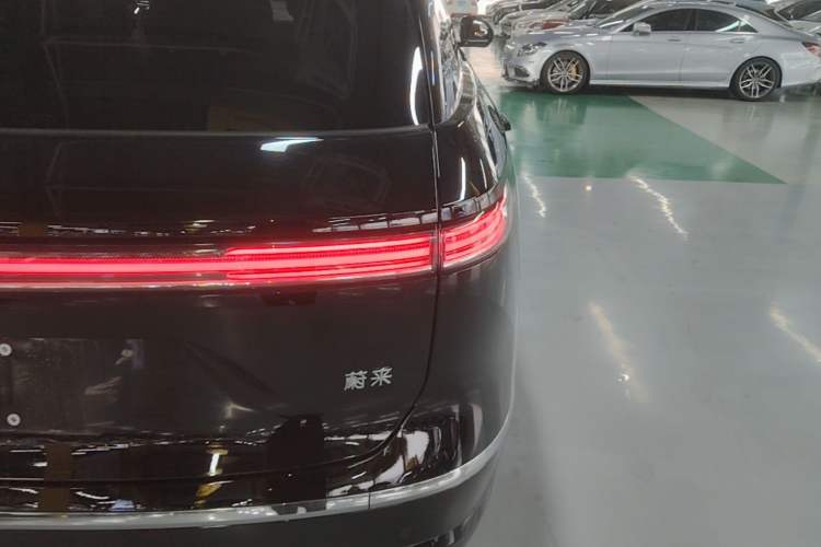 Used Nio ES8 2026 Model 6-seat Executive Signature Edition Right Rear Taillight