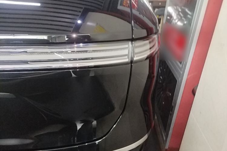 Used Nio ES8 2026 Model 6-seat Executive Luxury Edition Right Rear Taillight