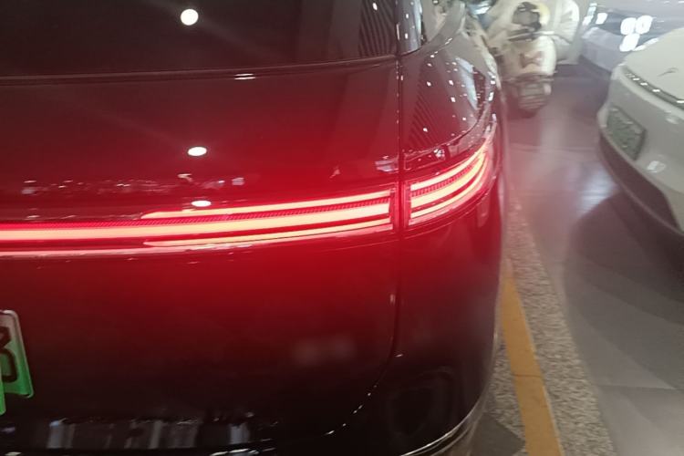Used Nio ES8 2026 Model 7-seat Executive Luxury Edition Right Rear Taillight