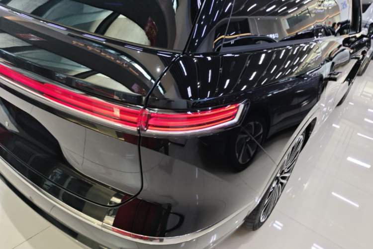 Used Nio ES8 2026 Model 6-seat Executive Signature Edition Right Rear Taillight