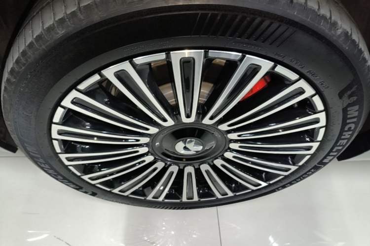 Used Nio ES8 2026 Model 6-seat Executive Luxury Edition Right Rear Wheel Hub