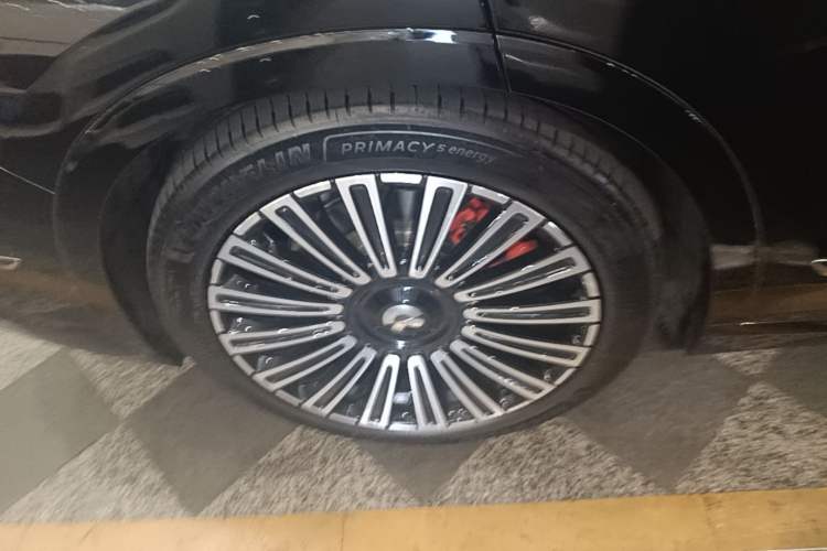 Used Nio ES8 2026 Model 7-seat Executive Luxury Edition Right Rear Wheel Hub