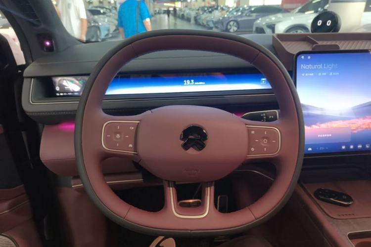 Used Nio ES8 2026 Model 6-seat Executive Luxury Edition Steering Wheel