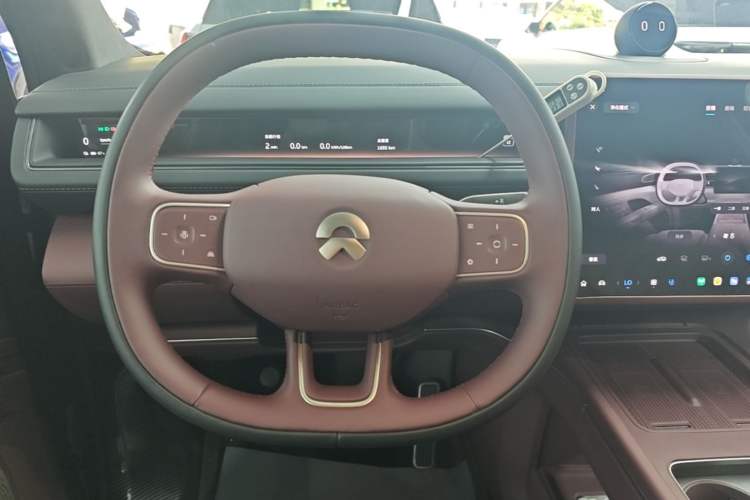 Used Nio ES8 2026 Model 6-seat Executive Signature Edition Steering Wheel