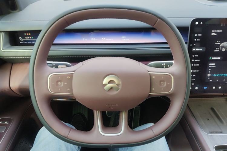 Used Nio ES8 2026 Model 6-seat Executive Luxury Edition Steering Wheel