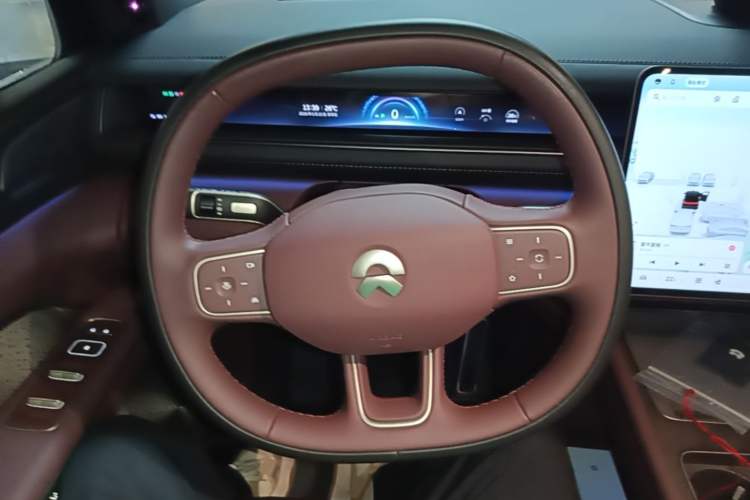 Used Nio ES8 2026 Model 6-seat Executive Signature Edition Steering Wheel