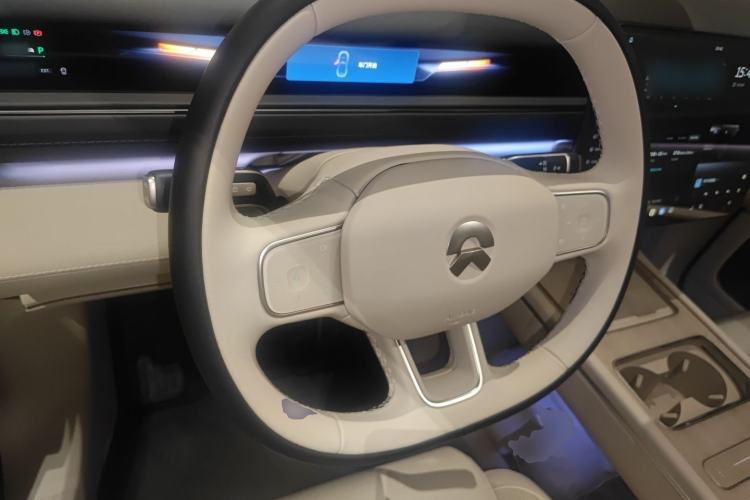 Used Nio ES8 2026 Model 6-seat Executive Luxury Edition Steering Wheel