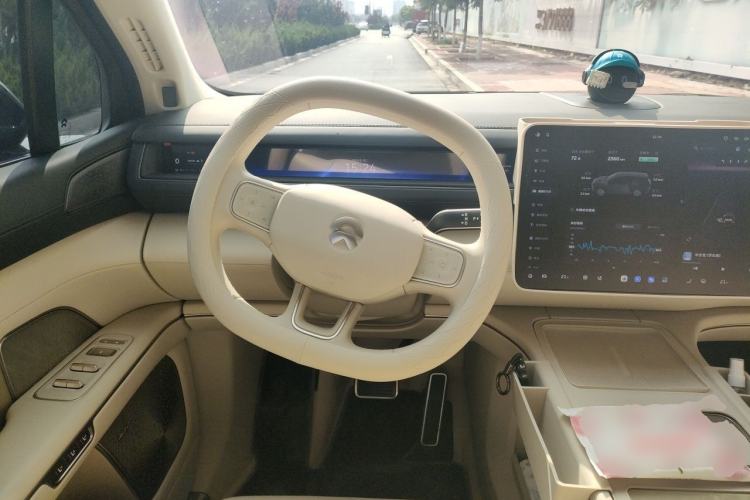 Used Nio ES8 2026 Model 6-seat Executive Signature Edition Steering Wheel