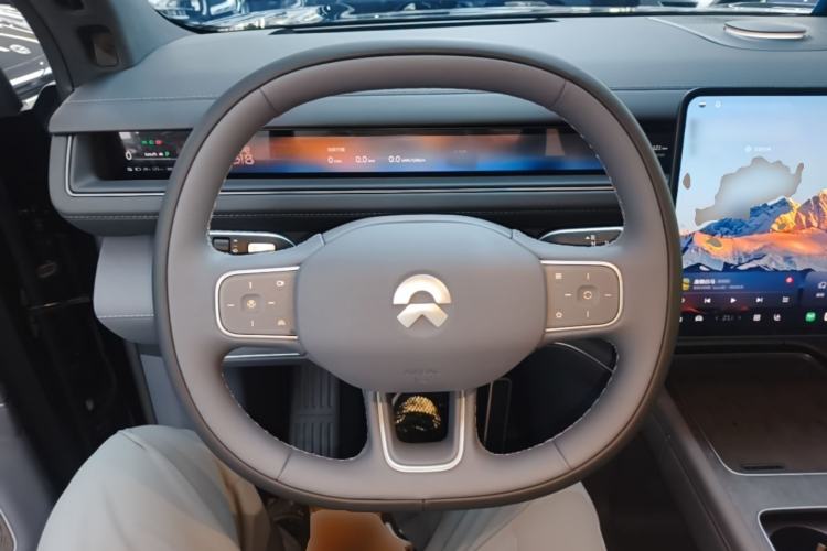 Used Nio ES8 2026 Model 6-seat Executive Luxury Edition Steering Wheel