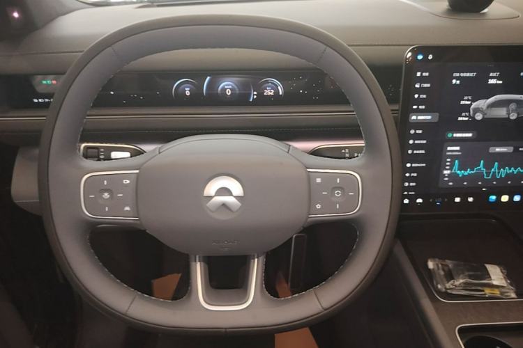 Used Nio ES8 2026 Model 6-seat Executive Luxury Edition Steering Wheel