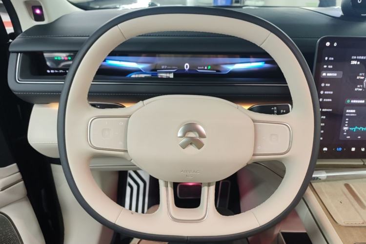 Used Nio ES8 2026 Model 6-seat Executive Signature Edition Steering Wheel